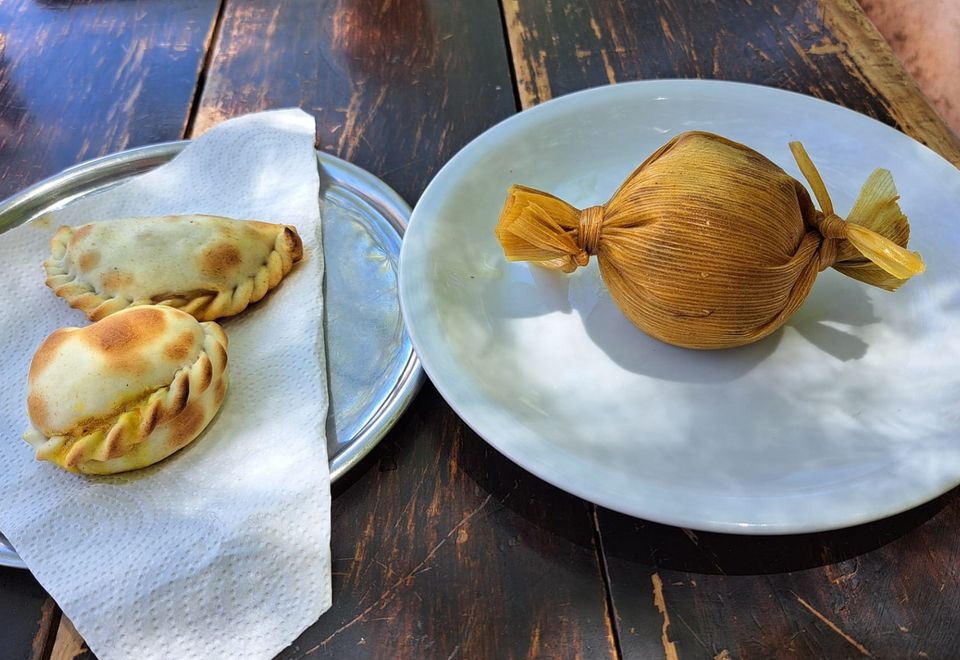 Empanadas und Humita