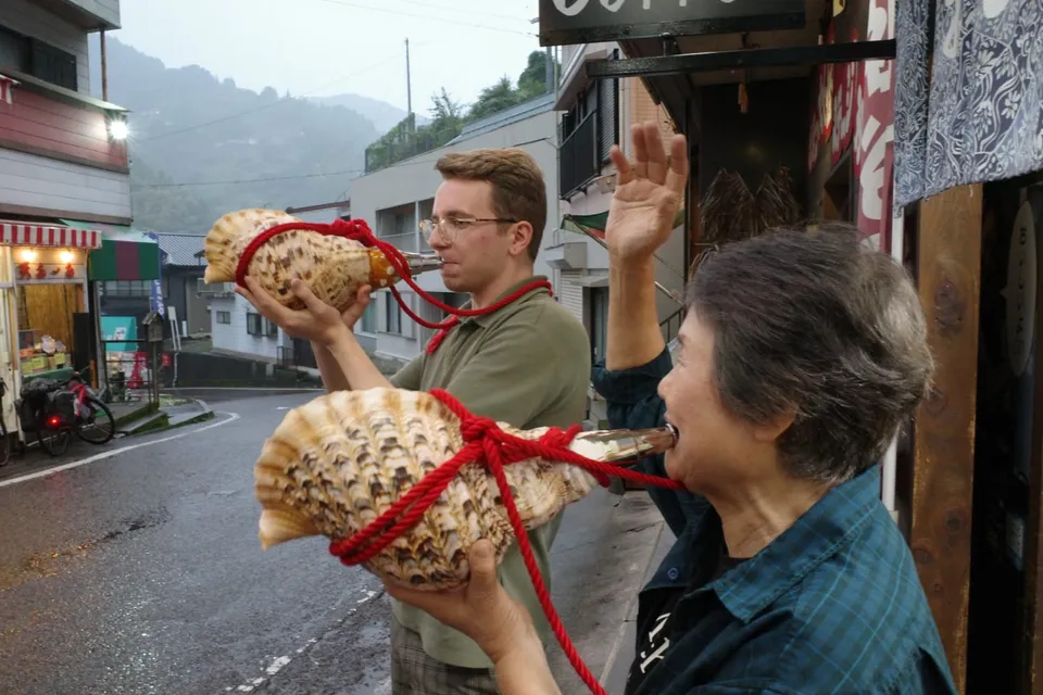 Musik für die Ohren, Iya