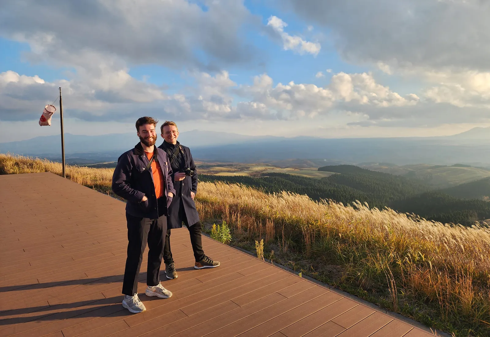 Geoplaner Jan und Fritz, Drum Tao-Bühne