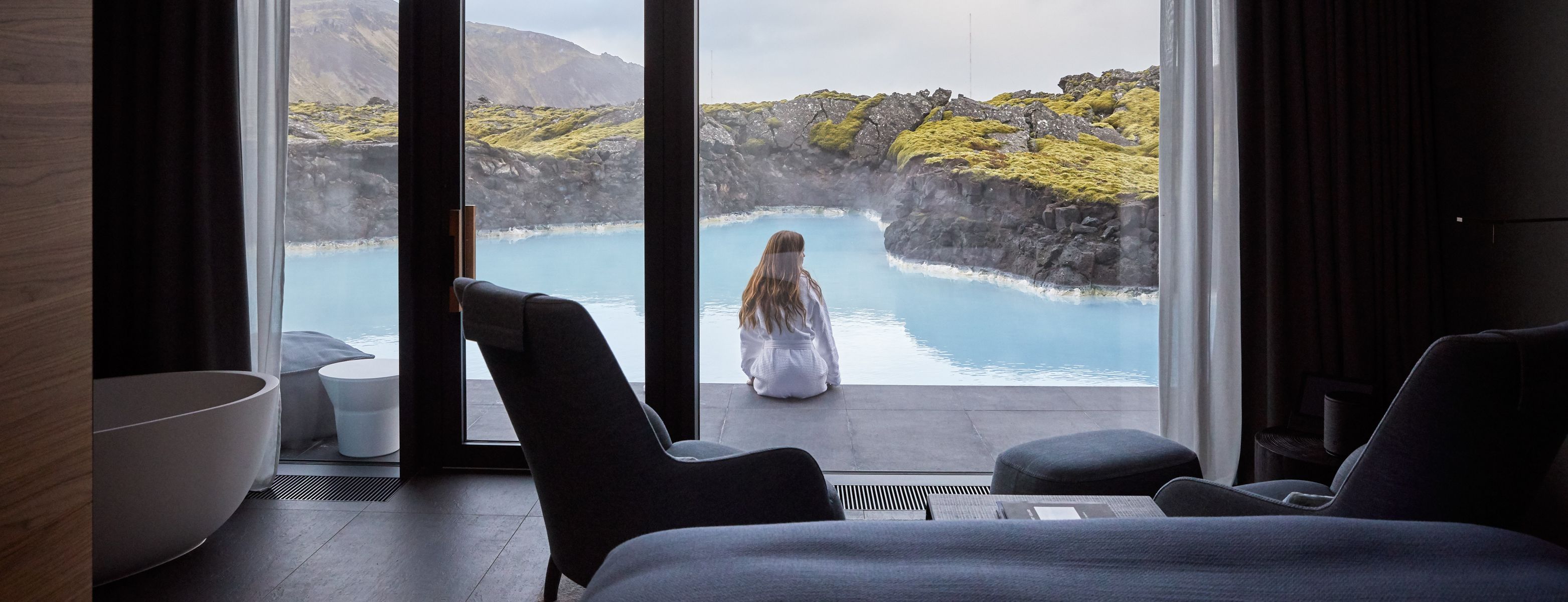 Header Island Reise The Retreat at Blue Lagoon Iceland im Sommer