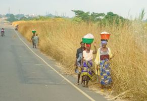 Fahrt durch das Land Angola