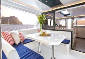 Außenlounge der Moorings 4500L