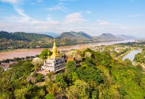 Blick vom Monte Phou Si auf Luang Prabang © iStock Diy13