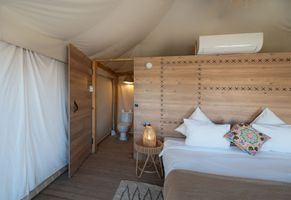 INARA Camp, emotion tent