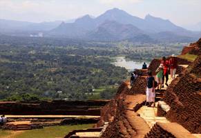 Unterwegs auf dem Sigiriya-Felsen