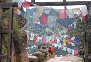 Gebetsflaggen, Bhutan Reise