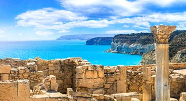 Kourion-Tempel nahe Limassol mit Blick auf das Mittelmeer