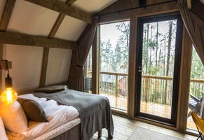 Glamping, Lodge