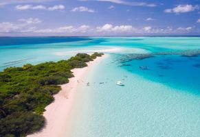 Malediven aus der Luftperspektive