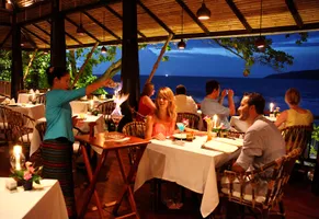 Marina Phuket Restaurant in den Abendstunden