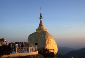 Goldener Felsen, Myanmar