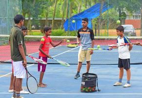 Kostenfreie Tennisstunden im Resort
