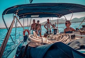 Unterwegs mit der privaten Segelyacht