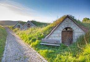 Traditioneller Weinkeller in der Tokaj-Region