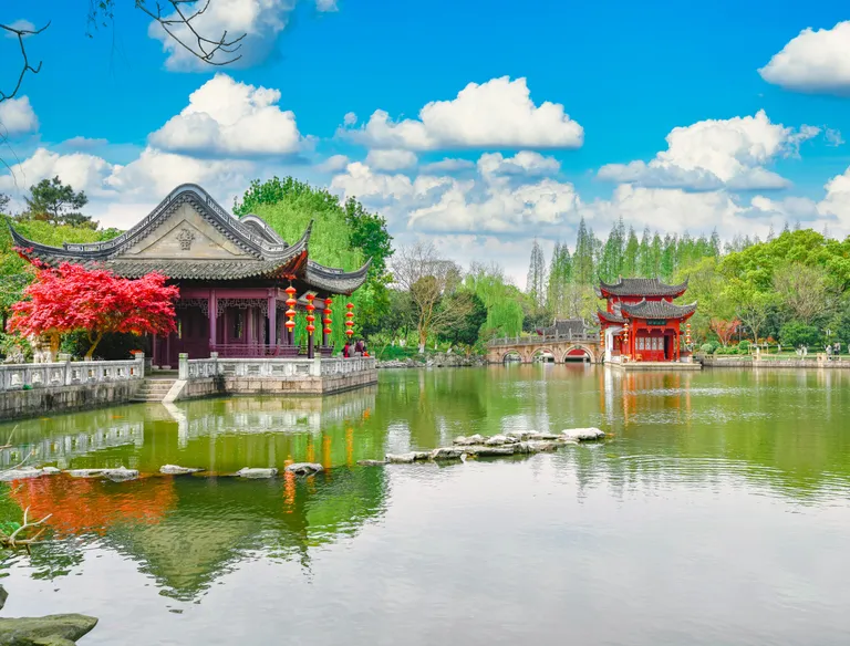 Shanghai AdobeStock © Weiming