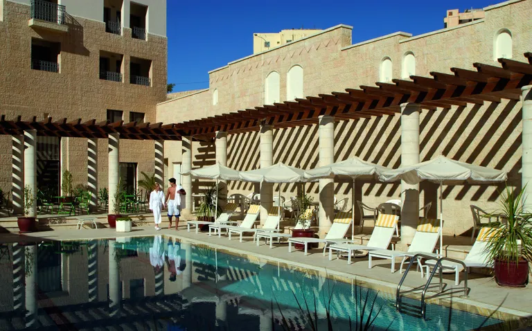Außenpool, Mövenpick Resort Petra