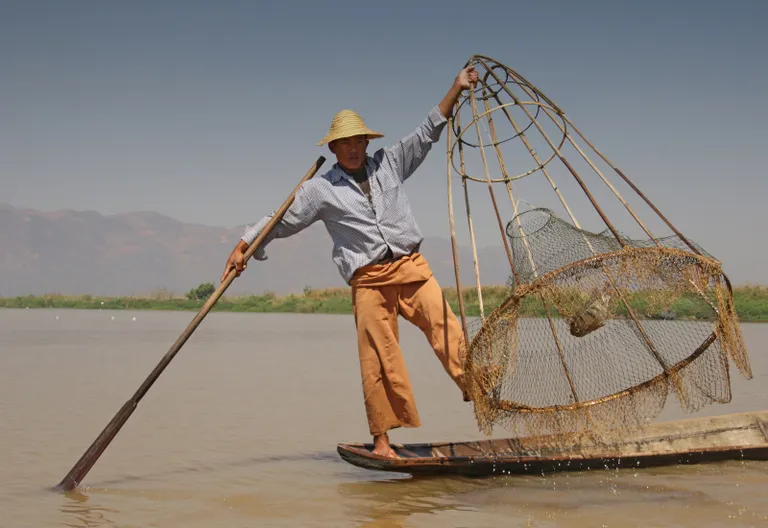 Myanmar Reise - Fischer auf dem Inle See
