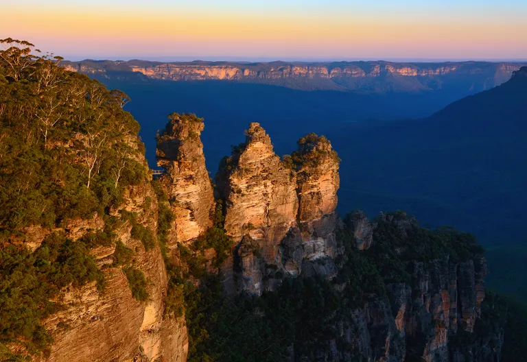 Three Sisters, Blue Mountains AdobeStock © David-Carillet