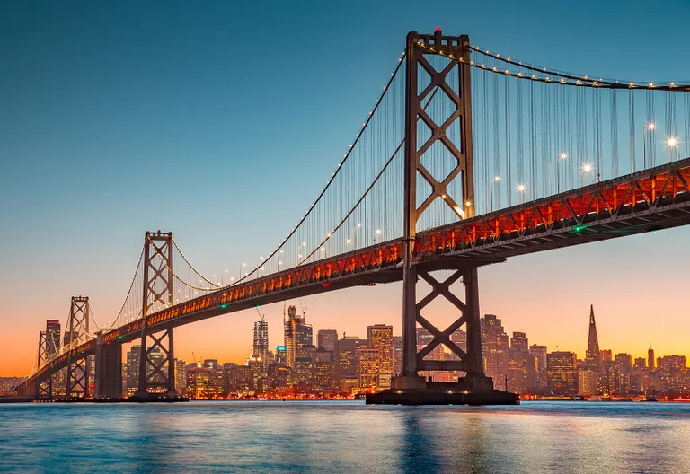 Golden Gate Bridge in San Francisco AdobeStock © JFL-Photography