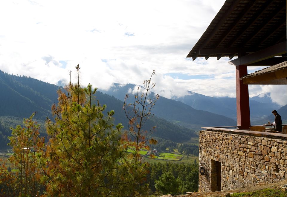Aussicht von der Gangtey Goenpa Lodge, Bhutan