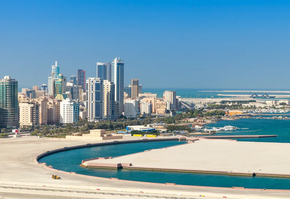 Panorama von Manama, der Hauptstadt von Bahrain © evannovostro, AdobeStock