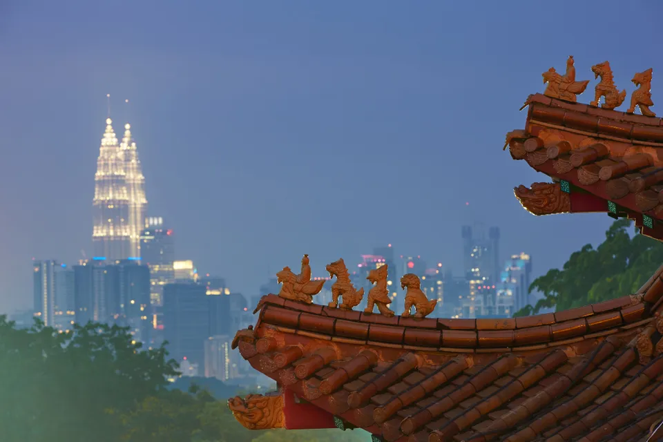 Dämmerung in Kuala Lumpur
