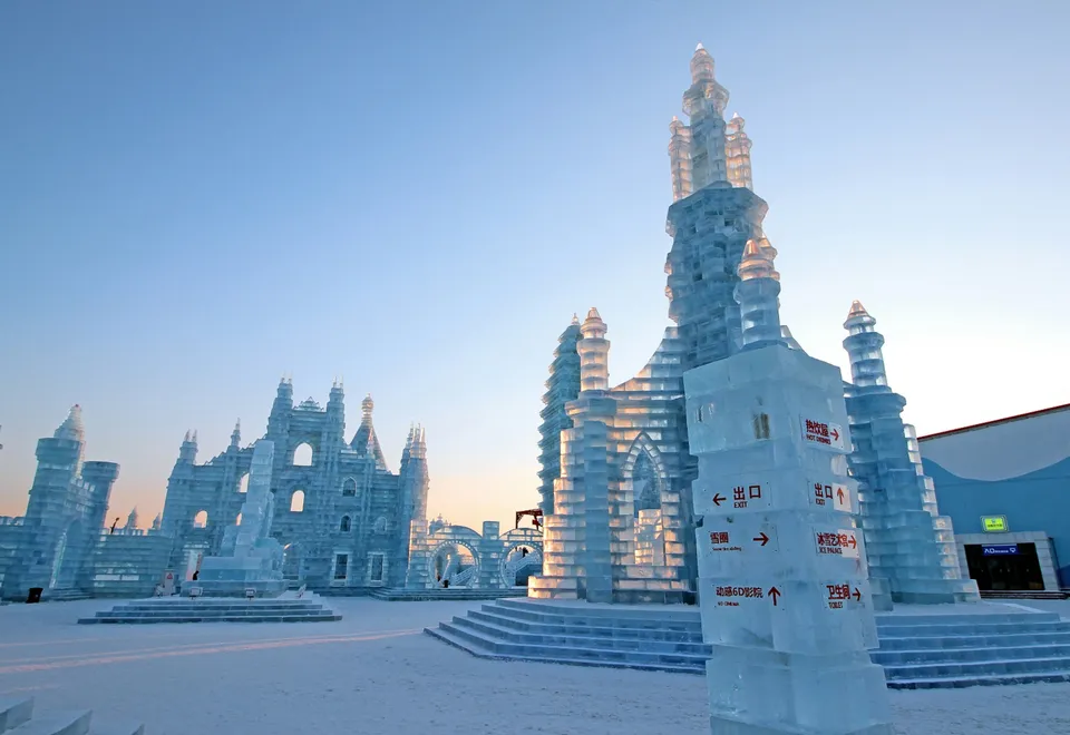 Eisschloss auf dem Harbin Eisfestival