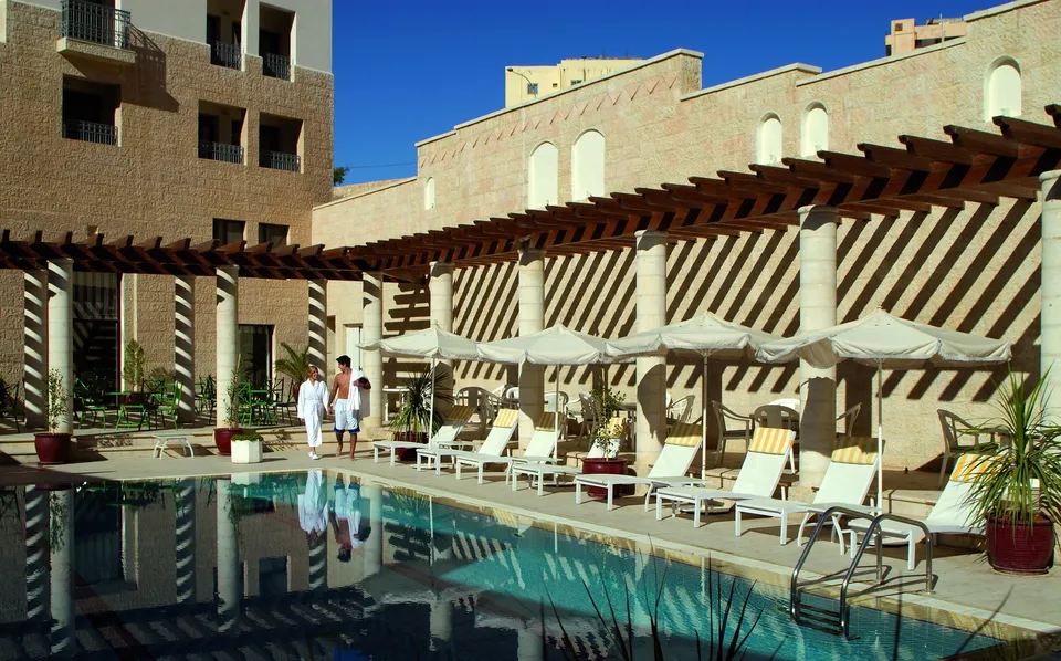 Außenpool, Mövenpick Resort Petra
