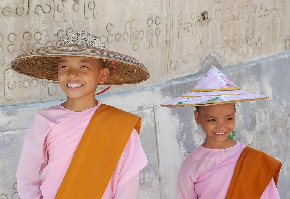 Novizen, Myanmar
