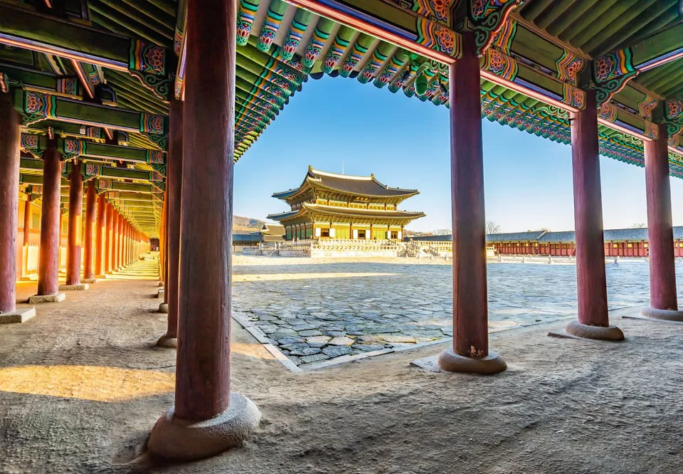 Gyeongbokgung Palast AdobeStock © siraphol