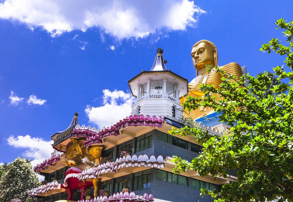 Goldener Tempel in Dambulla, Sri Lanka