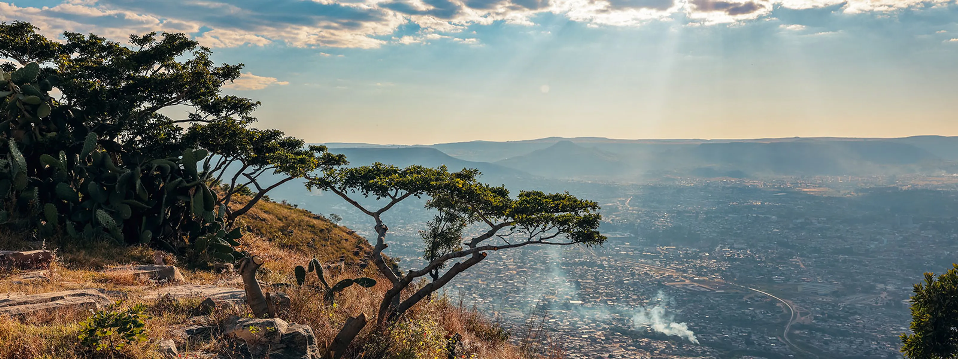 Blick auf Lubango, Angola Reisen