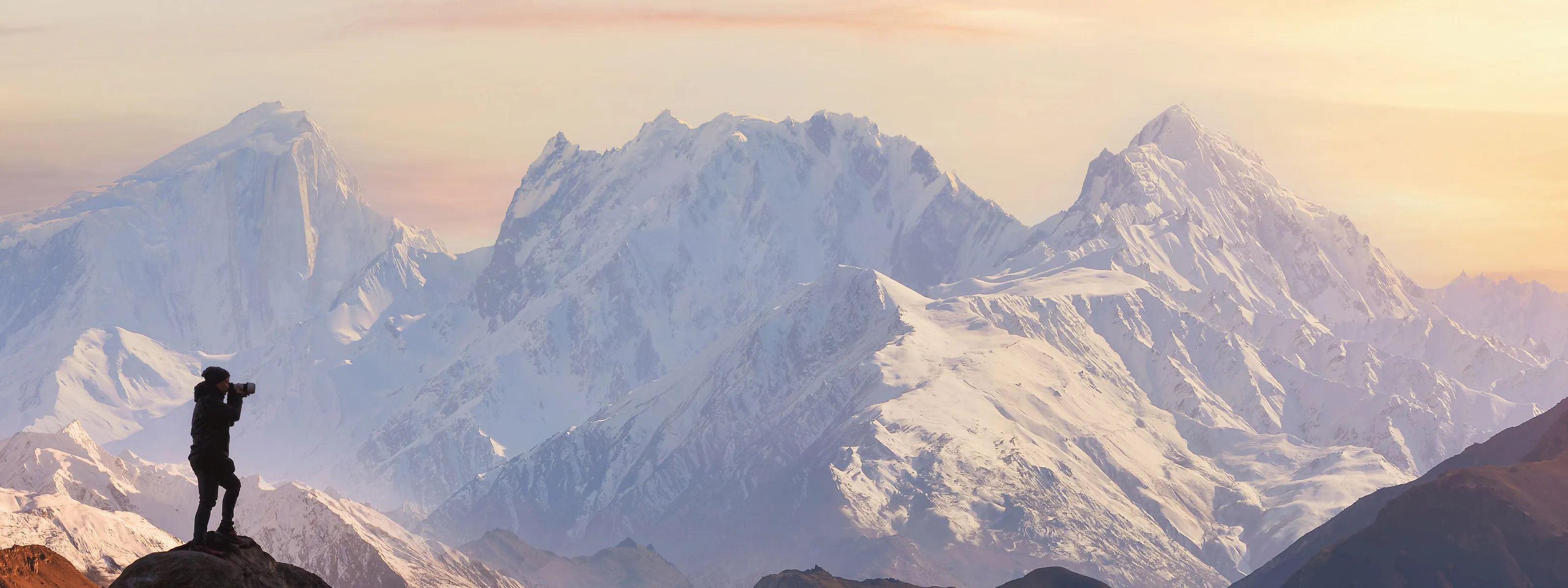 Karakoram Gebirge, Header