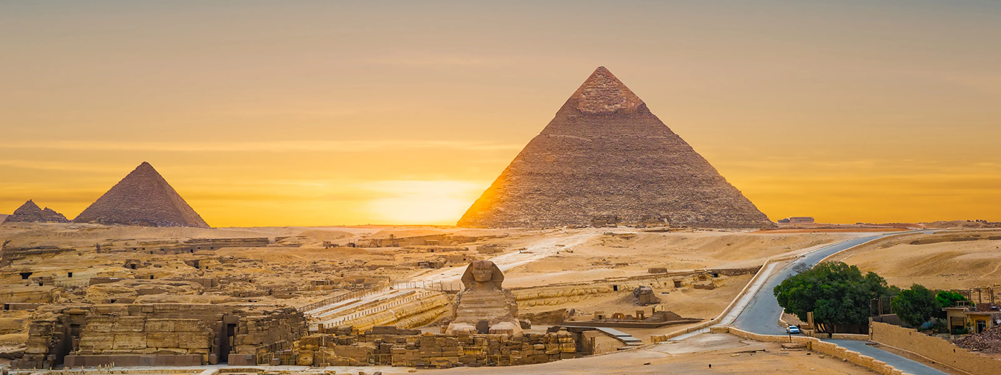 Pyramiden von Gizeh AdobeStock © zevana