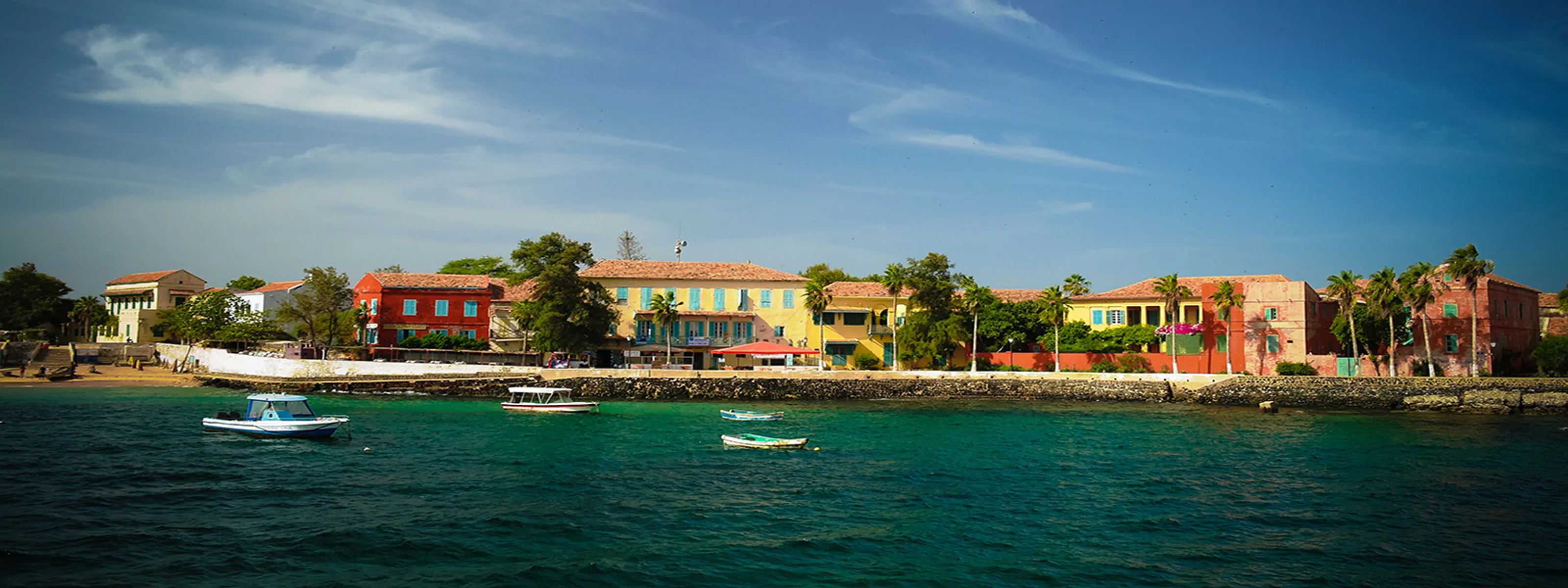 Blick zur Altstadt auf der Insel Gorée, Senegal