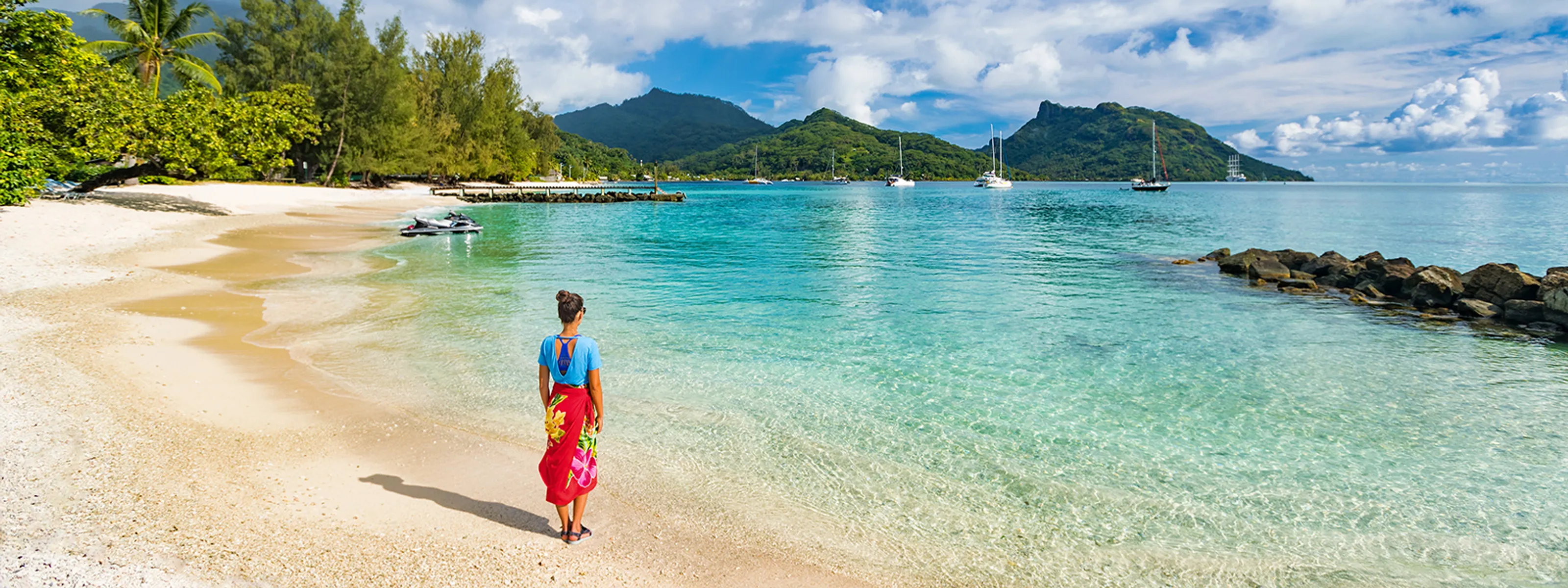 Strandidylle auf der Insel Huahine © AdobeStock Maridav