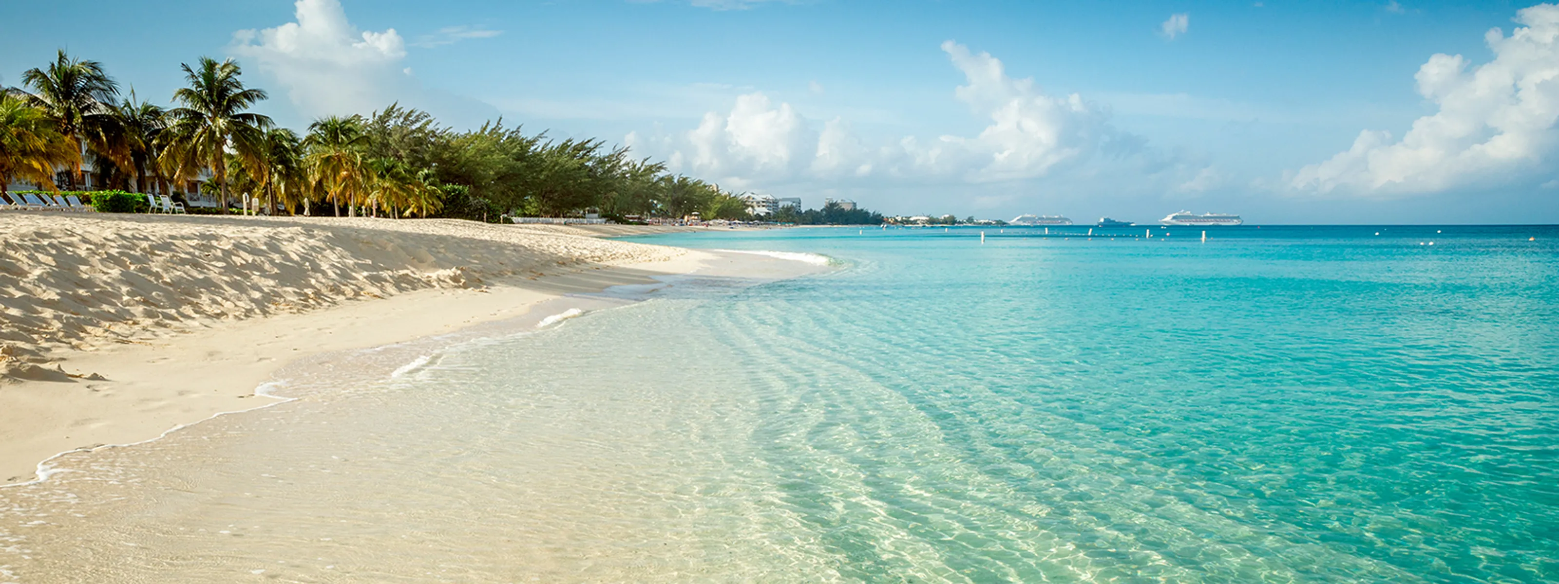 Seven Mile Beach, Grand Cayman iStock © mikolajn
