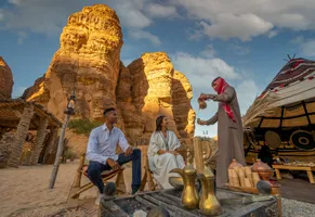 Tea Time, Hegra © Visit Saudi