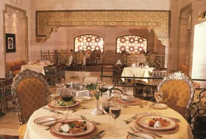 Al Iwan Restaurant, Mövenpick Petra