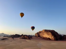 Heißluftballons über Jordanien