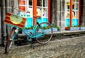 Belgien begeistert mit einzigartigem Flair aus Geschichte, Kultur und lebendigen Städten. Perfekt für einen abwechslungsreichen Städtetrip.