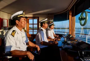 Das Kapitänsteam auf der RV Paukan