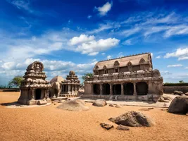 Die Five Rathas in Mahabalipuram – eindrucksvolle Felsentempel der Pallava-Zeit