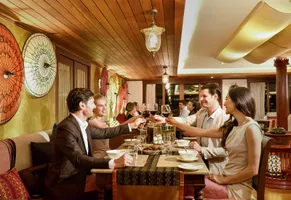 Dinner auf der Sanctuary Ananda, Myanmar Reise