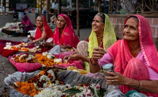ein_farbenfroher_blumenmarkt_in_madurai.jpg