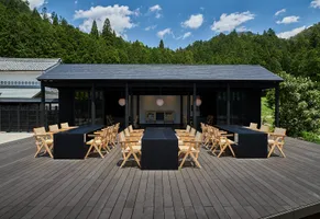 Zenagi Private, Resorts