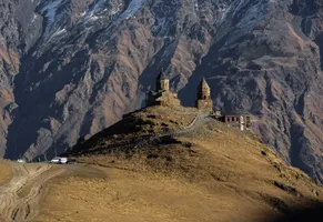 Die Dreifaltigkeitskirche in der Nähe von Stepanzminda