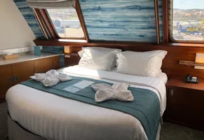 THE ELYSIUM, Kabine A+