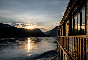 Heritage Line ANOUVONG