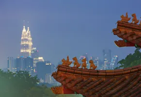 Dämmerung in Kuala Lumpur